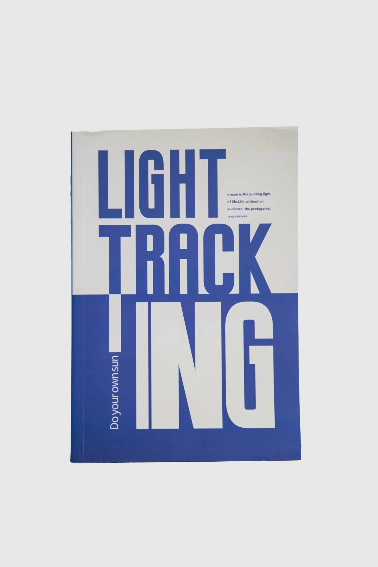 دفتر من اي ام غاليري / NOTBOOK FROM AM GALLERY