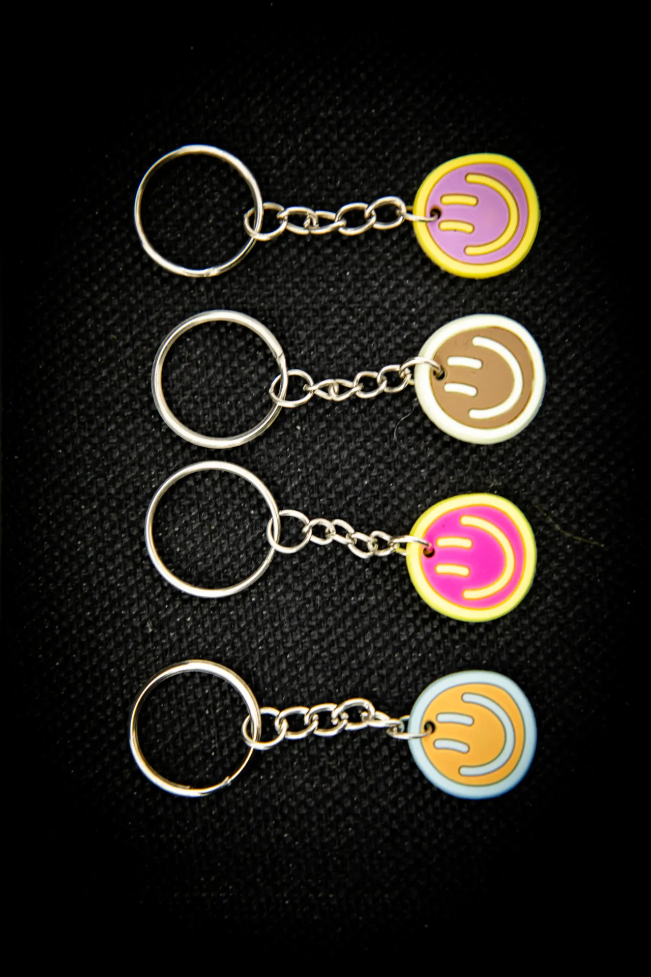 KEYCHAIN K2  (SMILY)