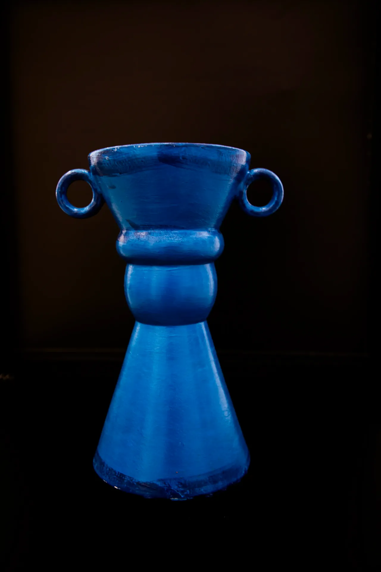 [AP19] Artistic vase from AM Gallery /مزهرية فنية من اي ام غالوري