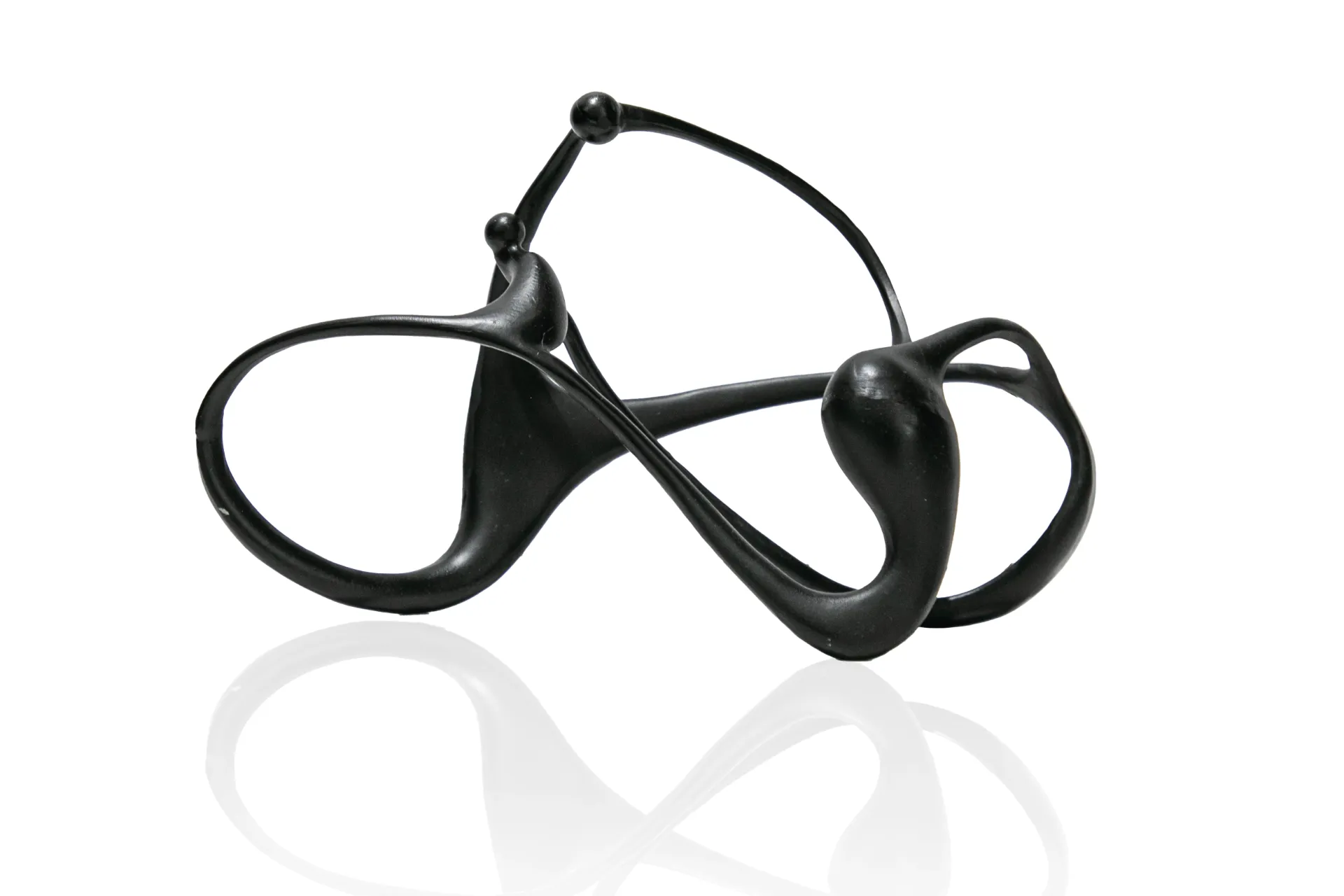 ARTISTIC SCULPTURE / منحوتة فنية