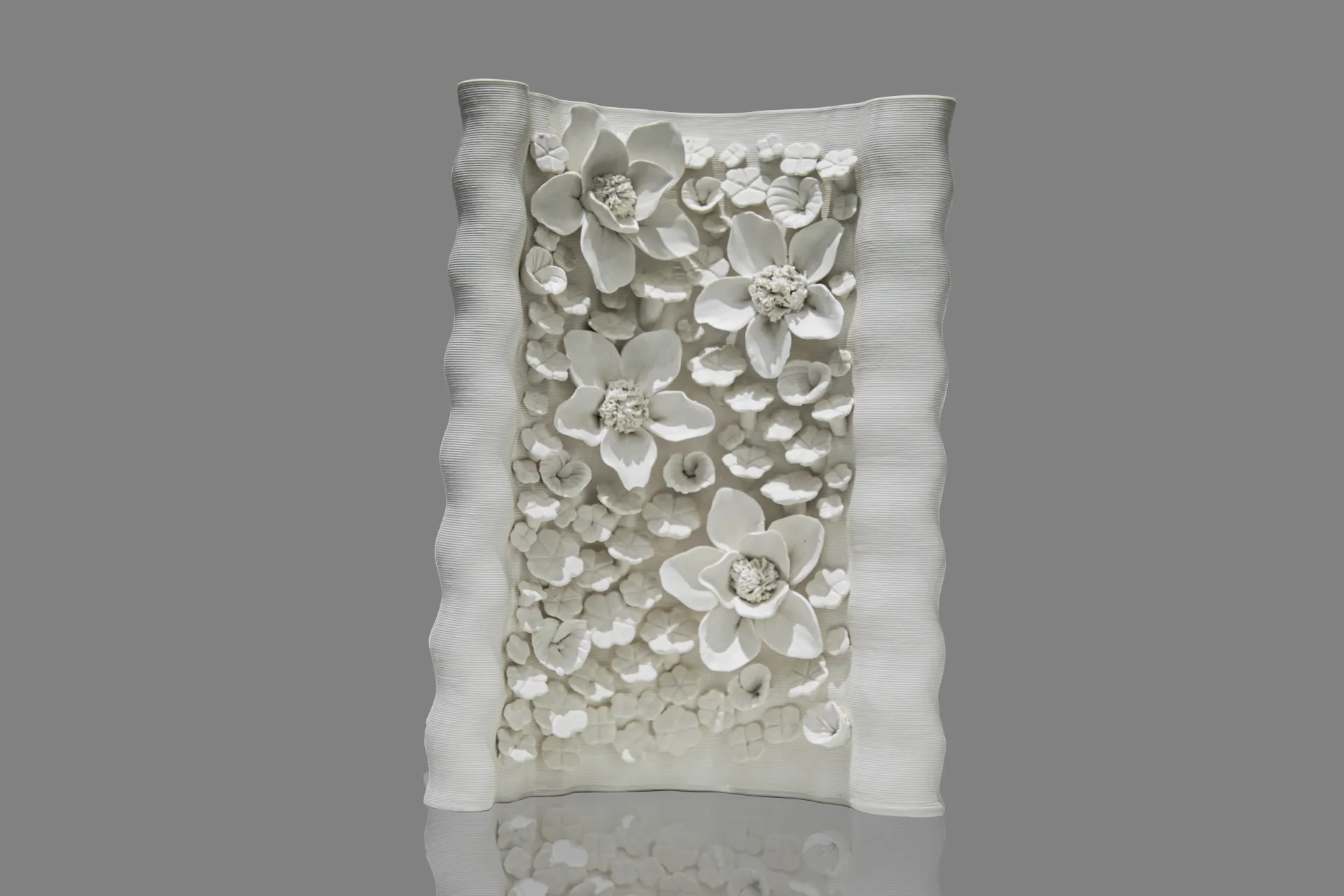 WHITE FLOWER VASE 2